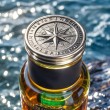 Bottle cap with sailor\'s compass