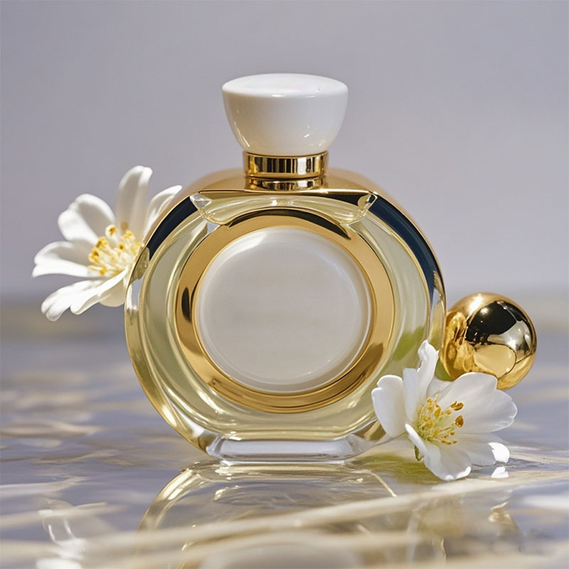 white cap perfume