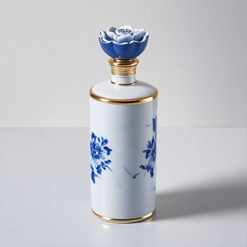 Zinc Alloy Die-Cast Blue and White Porcelain Wine Bottle Cap, an Exquisite Piece of Oriental Elegance and Modern Craftsmanship 