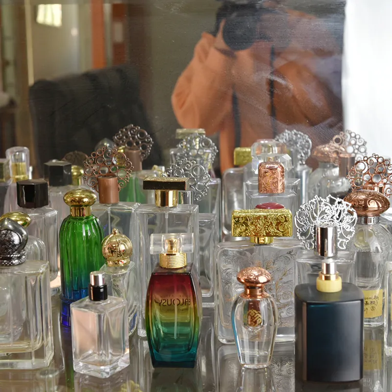 How to Customize Perfume Caps: Materials, Manufacturers & Quality Standards
